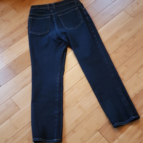 Capris - Picture 7 of 9